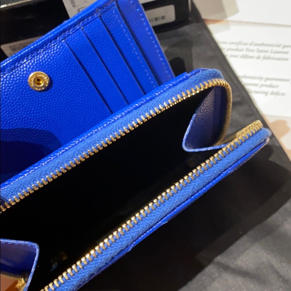 Yves Saint Laurent Royal Blue Wallet with Gold Emblem - Picture 6 of 11